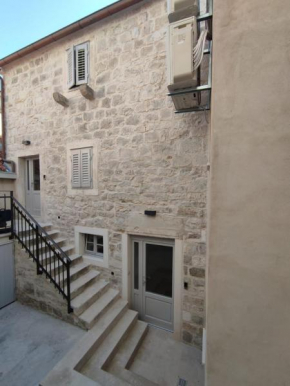 APARTMENT OLD TOWN, Center of Split